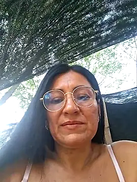 maturexxxnaughty live