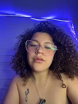 Lolavenezia profile