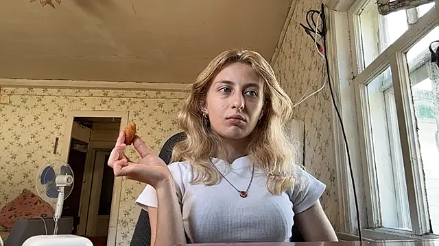 LisaBam live
