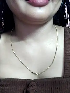 Wild-janvi live
