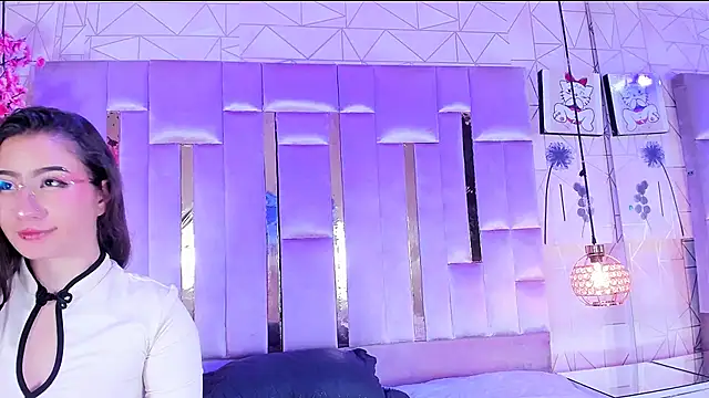Naomistart live