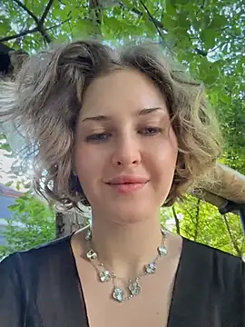 KellyKeler live