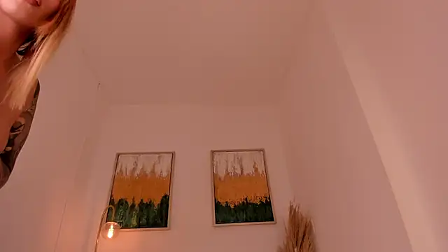 Adria_ross live