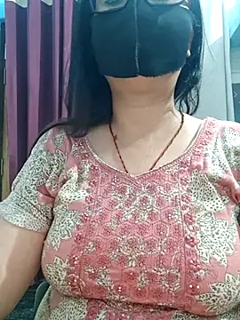 Aishwaryaa_69 live