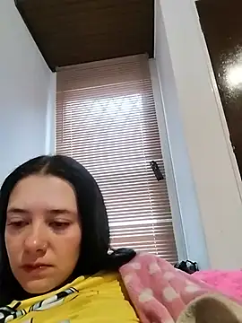Isabella_21x live