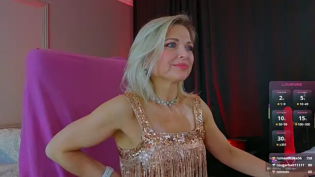 Gloria_Lovely live
