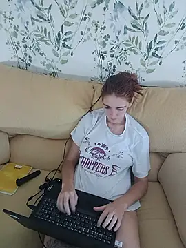 Honeygirl08 live