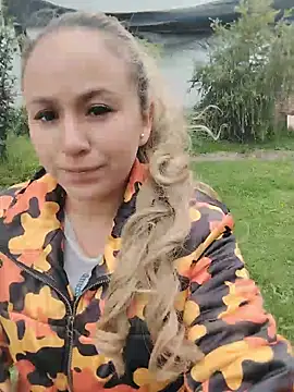 Angeel_white25 live