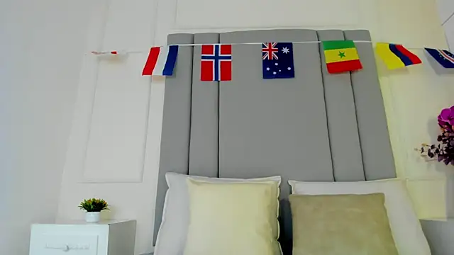 CannelaSmith live