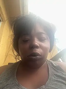 JCCaramelbarbie1 live