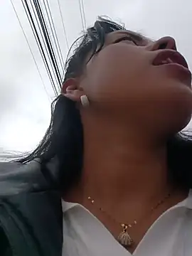 _andrea30 live