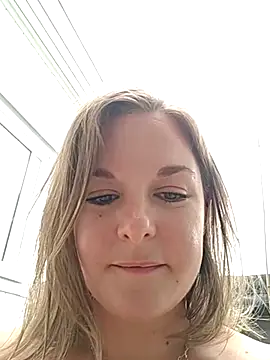 SwedishJennifer live