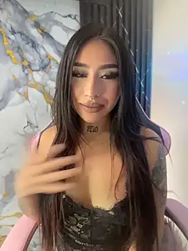 Nathasha_Diaz live