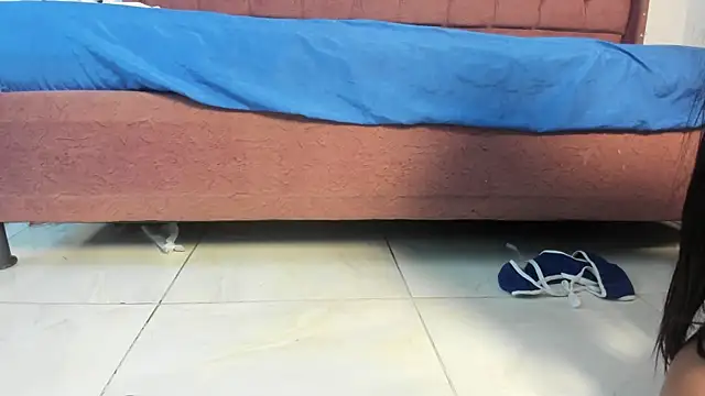 lau_hotfox live