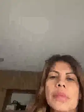 Valen_Milf4u live