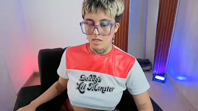 Rebeka-baker live