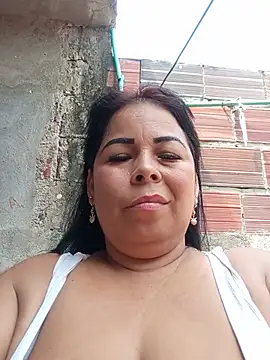 Mother-Big-tits live