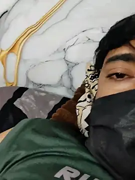 Swetie_Priyaaaaa live