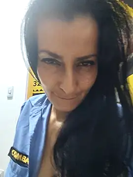 ALEJANDRA__28 live