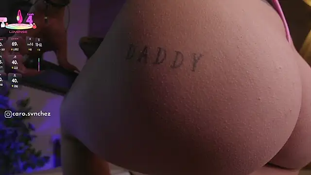 caro_sanchezz live