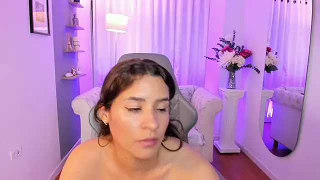 hanna_mils live