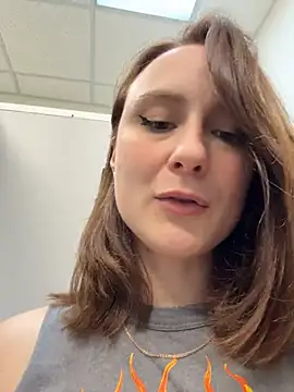Dina_Tease live