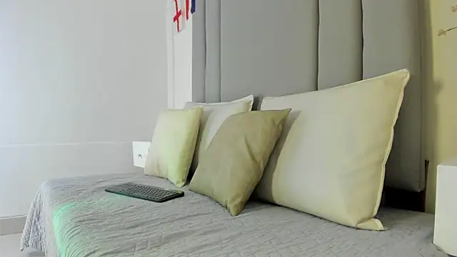 CannelaSmith live