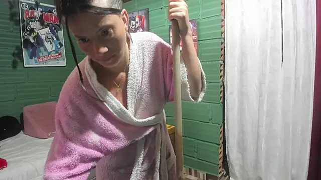 DanaaRey live