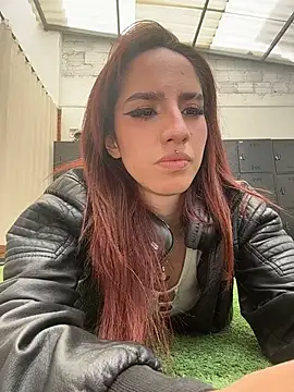 elodie_rouge live