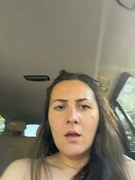 BrunetteNymph live