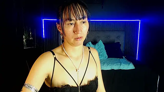 Sophia_w_ live