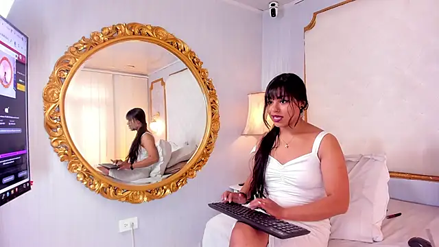 Natasha_rosee_ live
