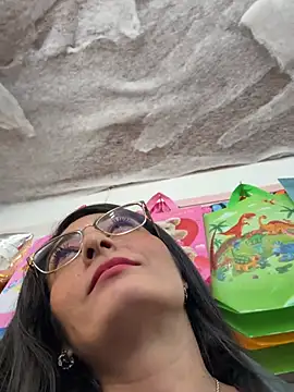 IsabellaMariet live