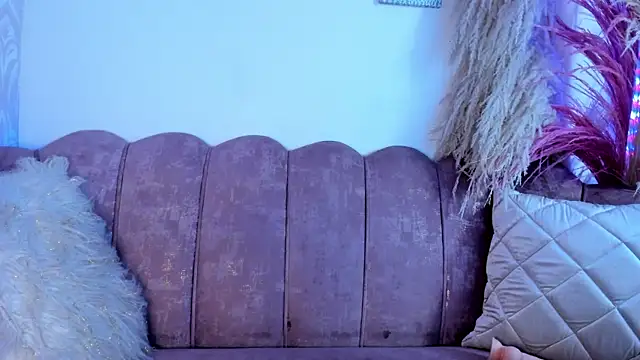 KittyNicolle live