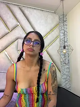 Andreita_Jones live