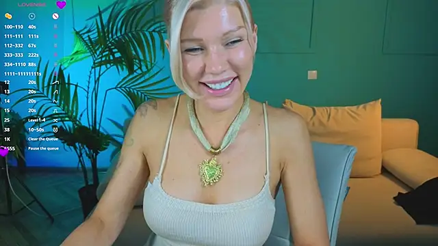 Lindsi_Luvviv live