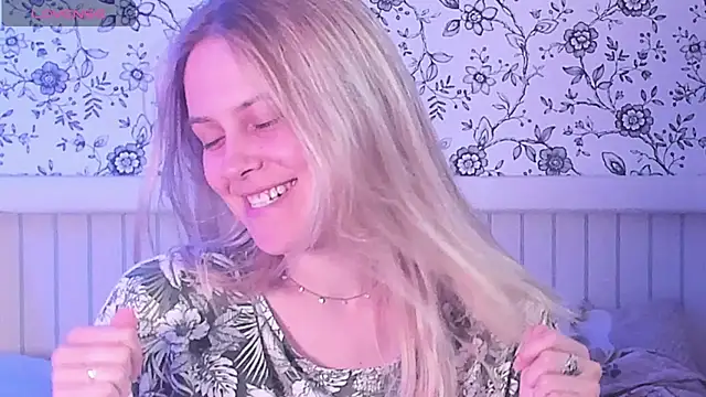 AngelAnty live