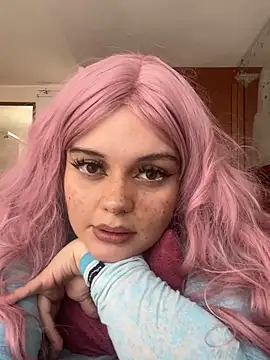 Selena_Roa live