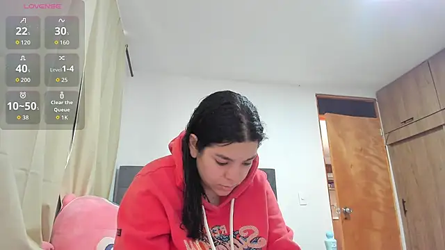 Kylie2211 live