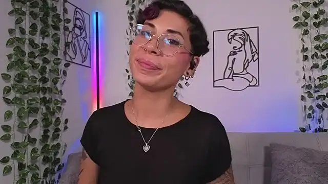 MiaMorgan_ live
