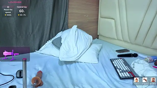 Salome_Adams1 live