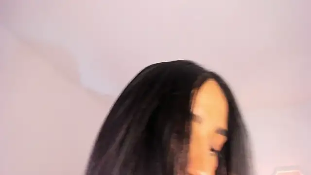 Valentina_Ross_ live