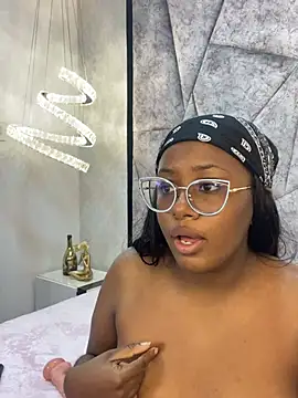 ZoeBrowns live