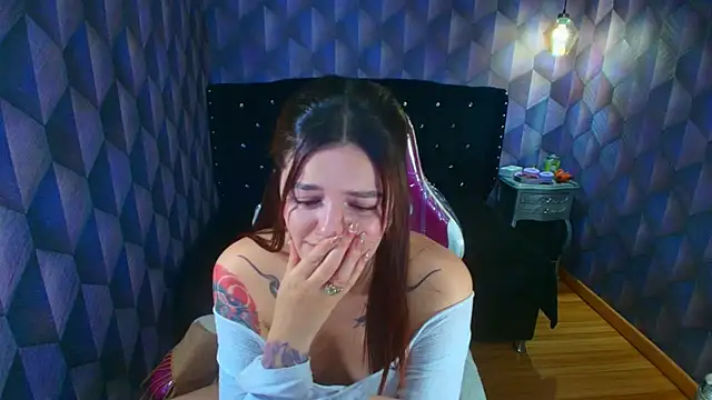 LiaHarryis live