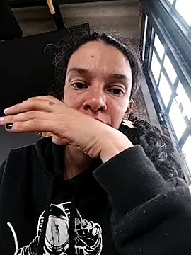 rebekka_simpson live