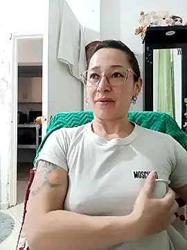 emilypoppy3 live