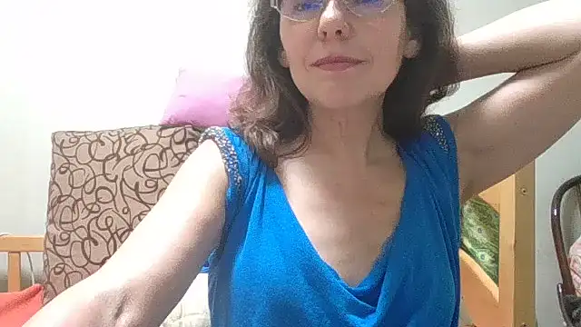 HollyJewel live