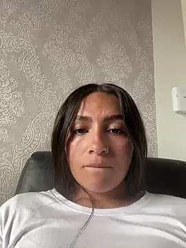 Alyha_cortes_ live