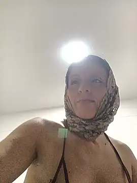 Aafsha_ live