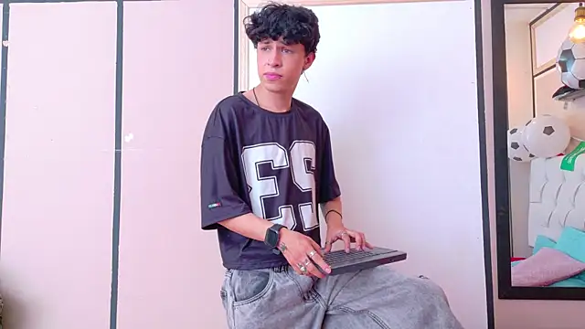 Axel__Evans live